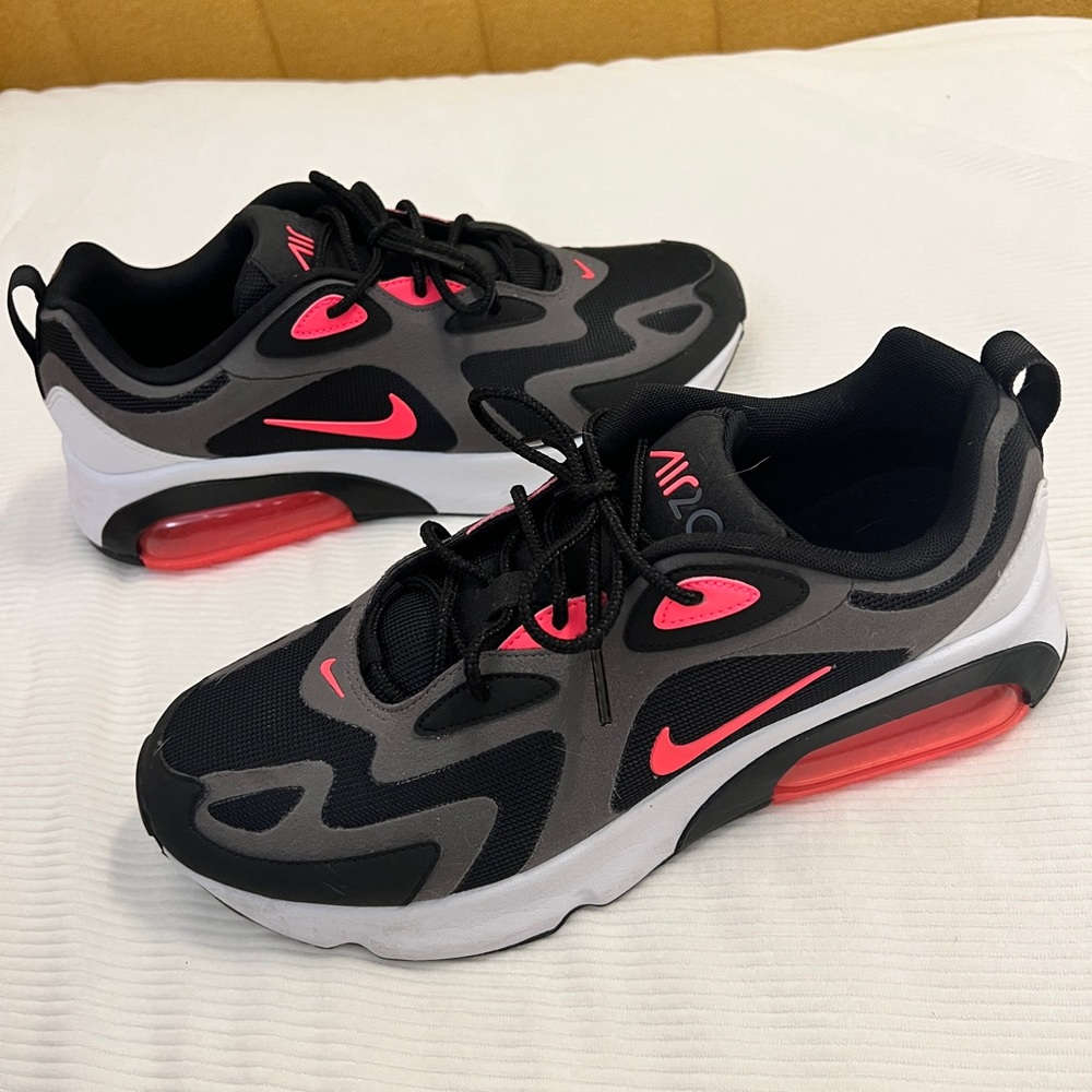 Nike Air Max 200 - Great Condition